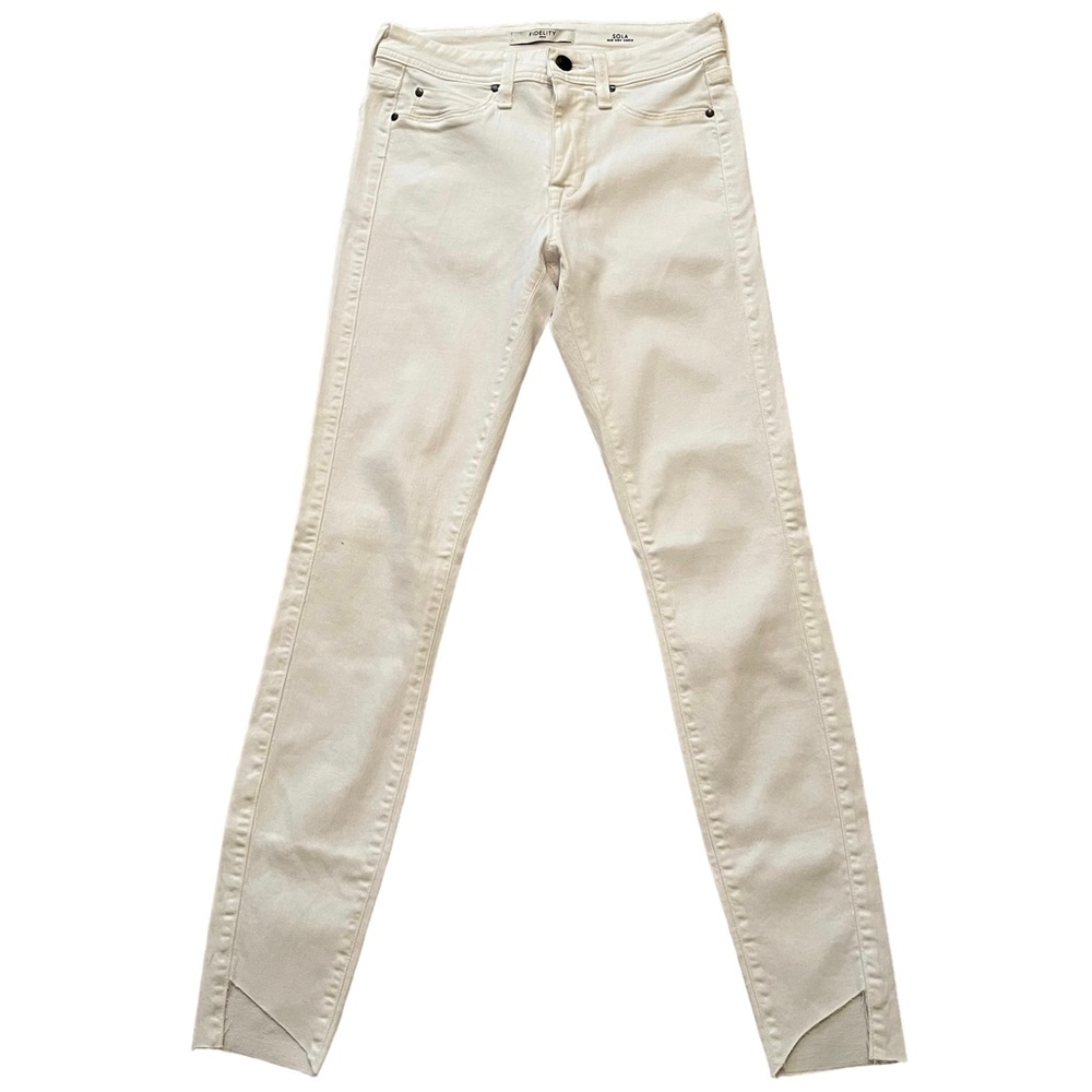 Fidelity White (White Riot) Mid-Rise Ankle Jean